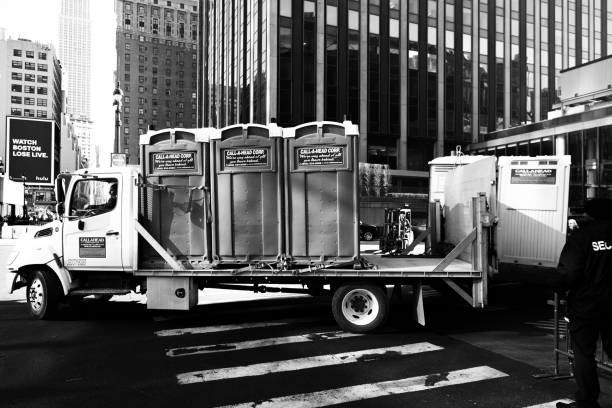 Best Portable toilet rental cost  in Dexter, GA
